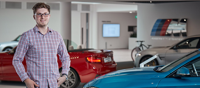 Business School Placements Landing Page Image 682x300 - BMW Placement