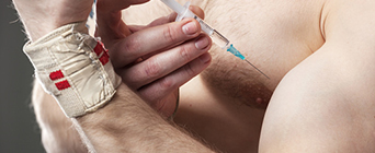 Centre for Applied Criminology Research Clusters Sports Criminology Quad Image 342x140 - Man injecting steroids