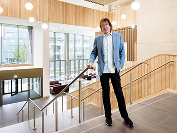 Julian Lloyd Webber